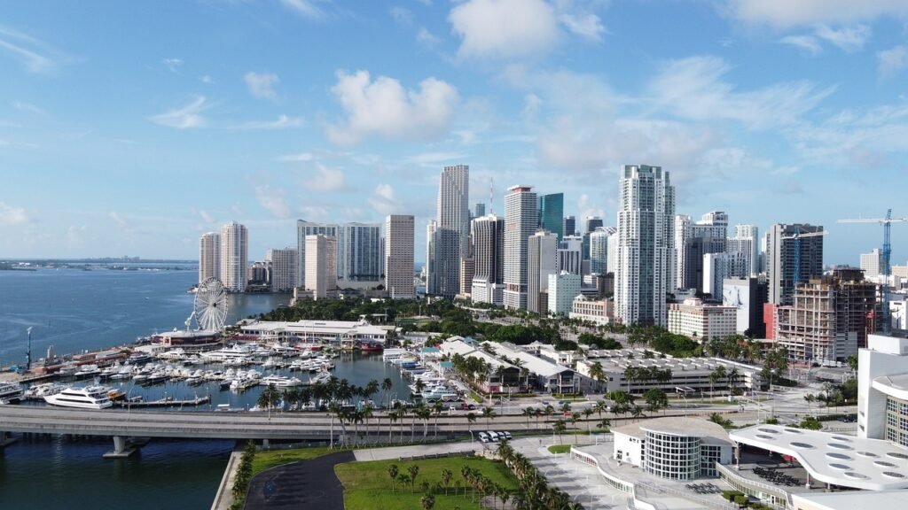 miami, bayside, city-5932835.jpg